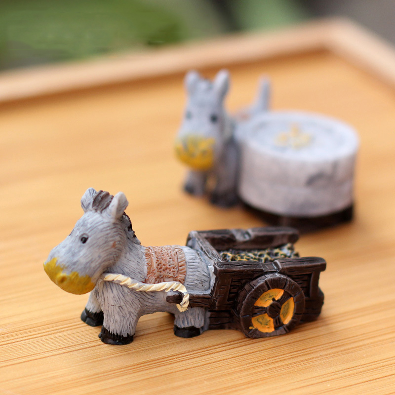 Japan Bonsai Garden - Animal Figurines Mini Donkey Pulling Car